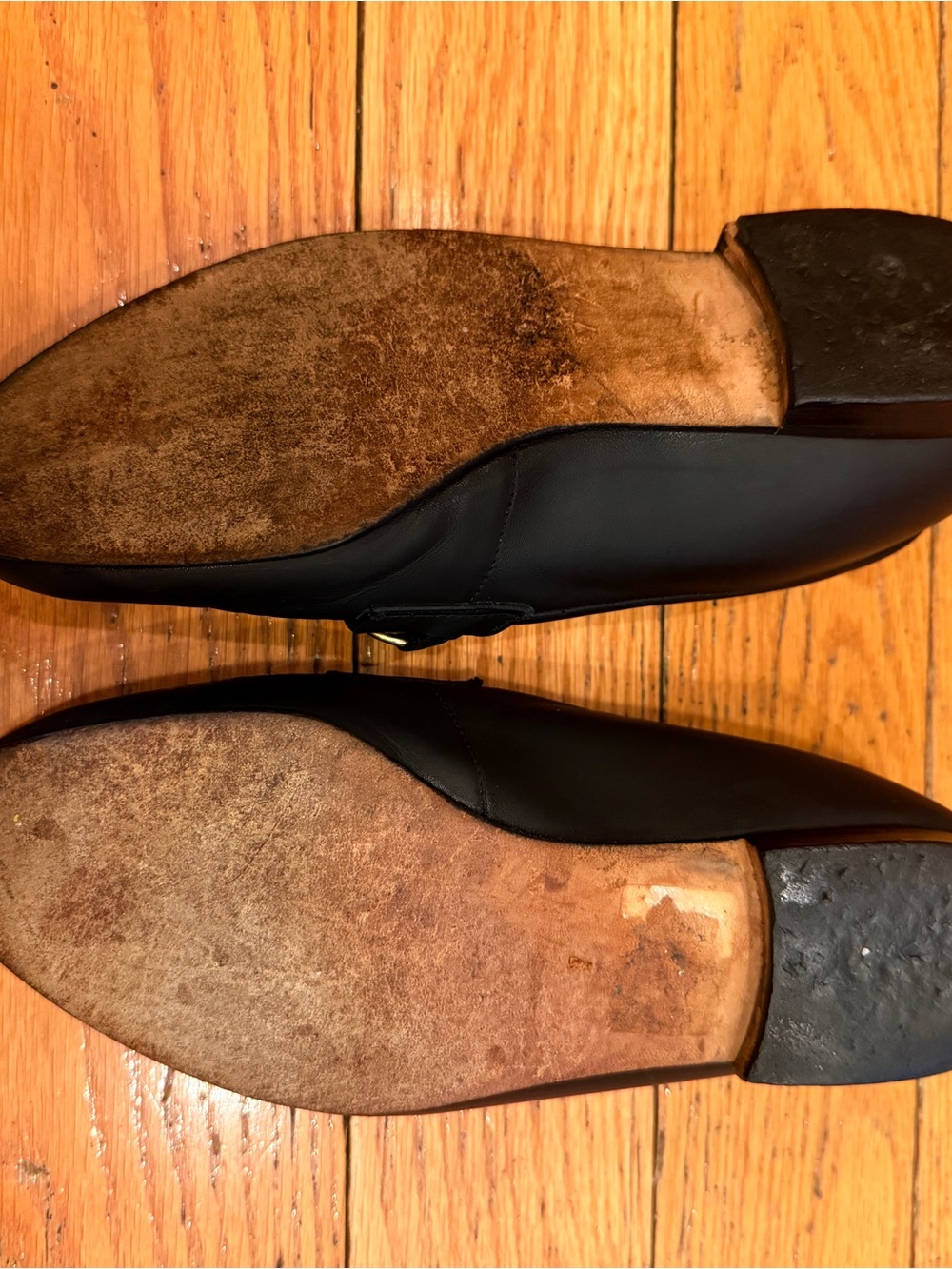 1980s Vintage Gucci Black Leather Horsebit Loafers - Picture 9 of 11